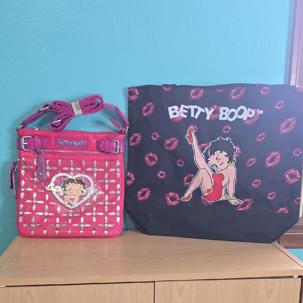 Betty Boop Pink Crossbody and Black Tote Set